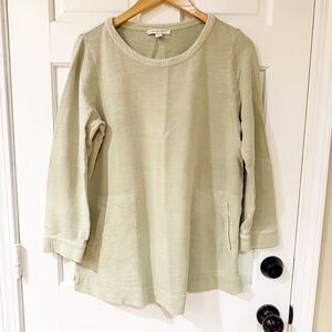 Pure Jill long sleeve Orhanic cotton long sleeve, green , sz M.